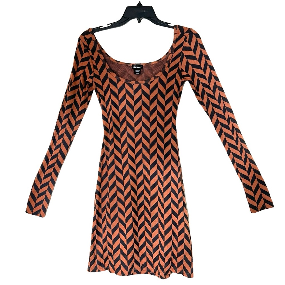 Billabong Black and Orange Long Sleeve Dress